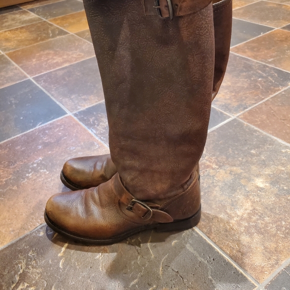 Women's frye boots size 8 - Picture 2 of 4